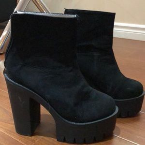 Black winter heeled booties